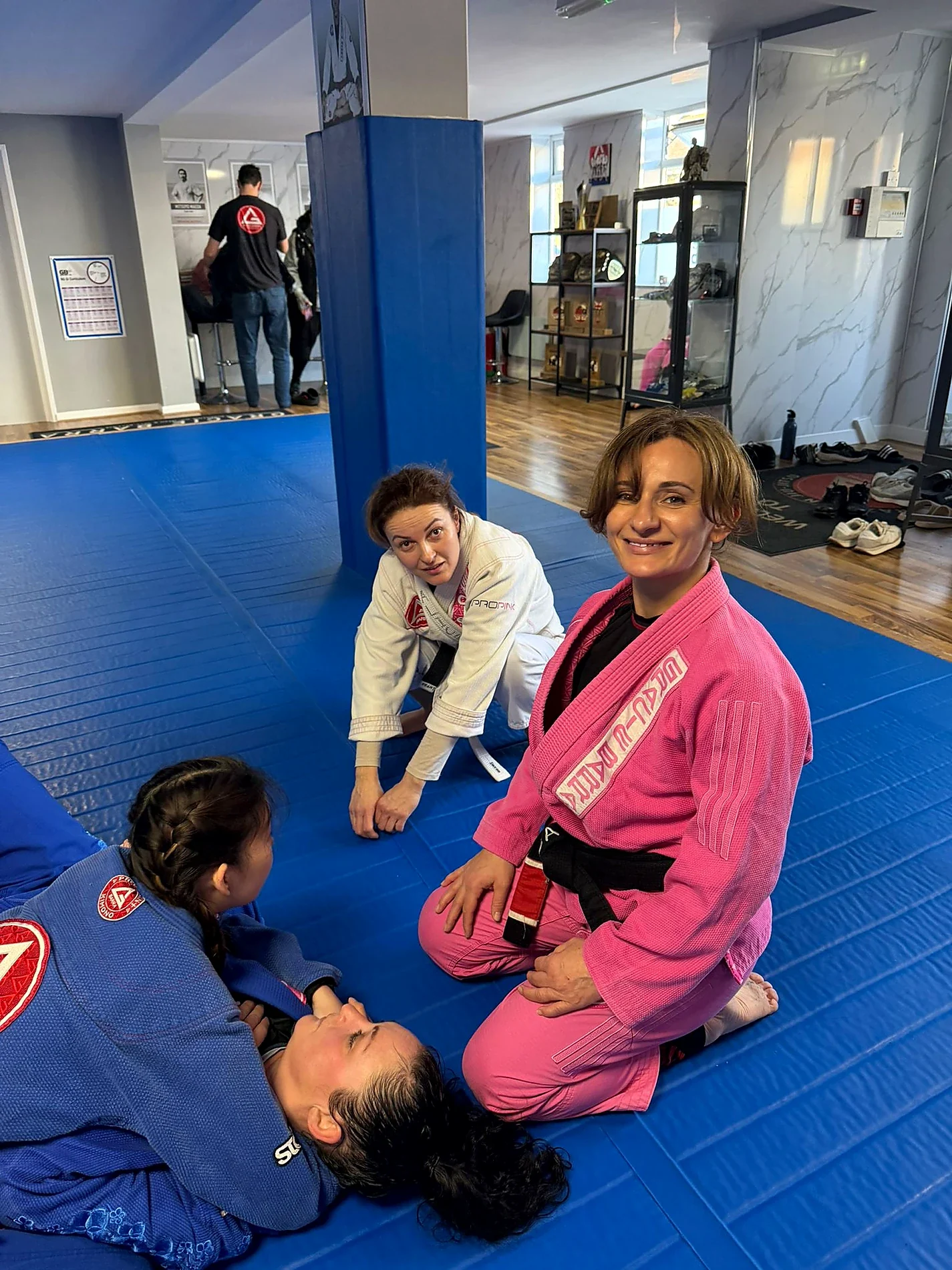 Technical instruction during a GB Bath class